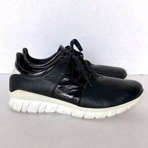 BIRKENSTOCK NAOT Buzz | Leather | Black/White 40 or 9.5